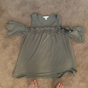 Cold shoulder top